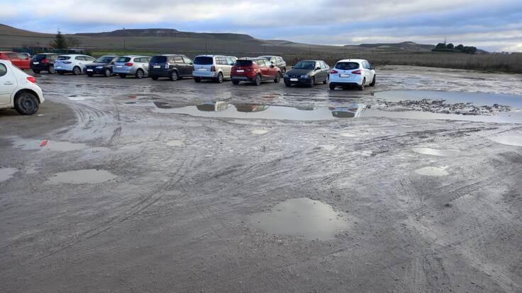 Cecilia Ramos, coordinadora de industria de CCOO en Segovia, habla de la concentración de trabajadores de Uvesa esta mañana a las puertas de la empresa por los problemas de aparcamiento