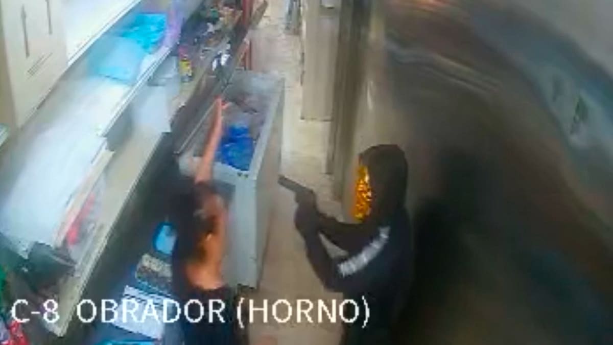 Un empresario petrelense, harto de los robos en su establecimiento, exige mayor seguridad