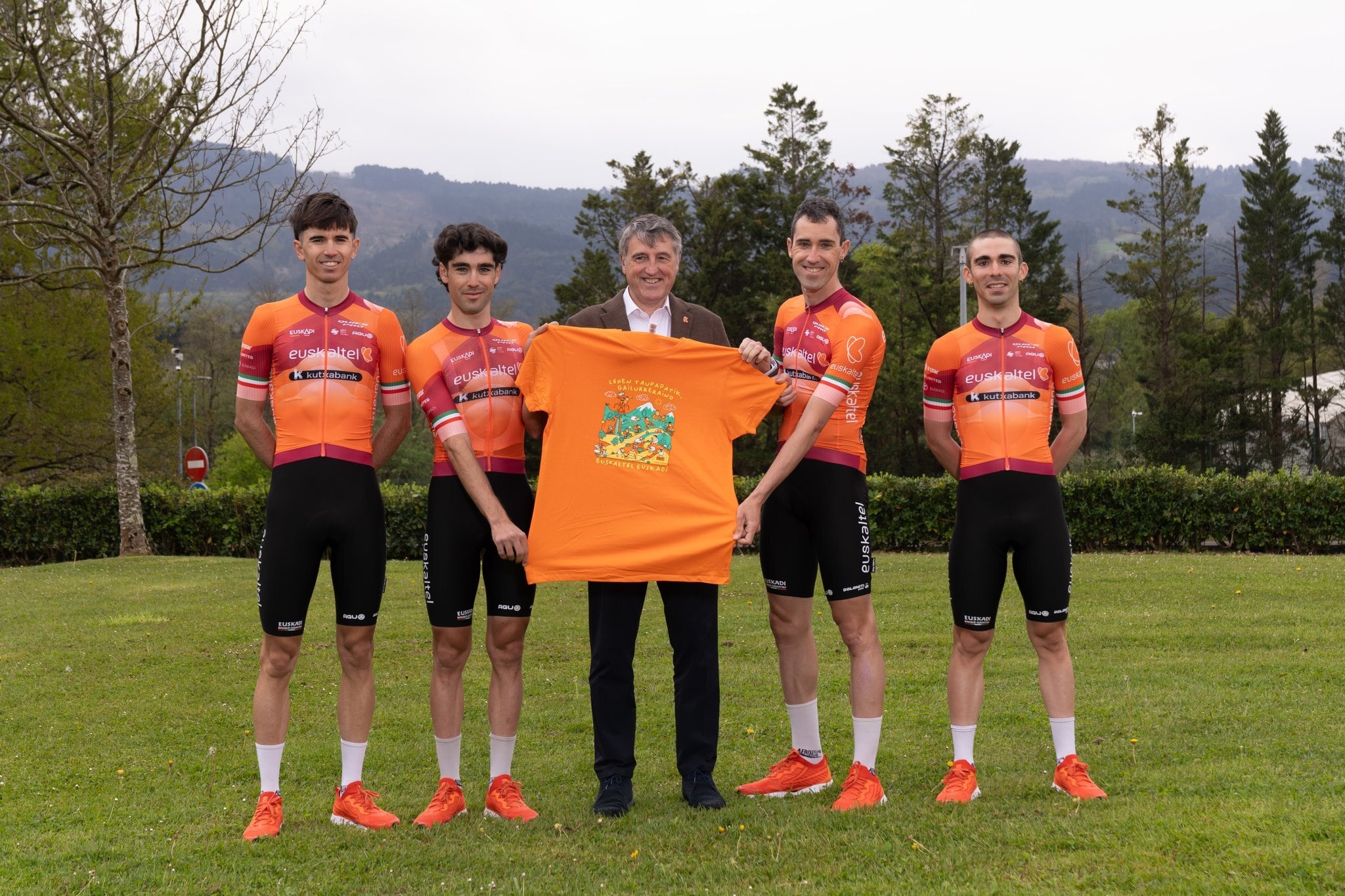 Presentación en Derio.