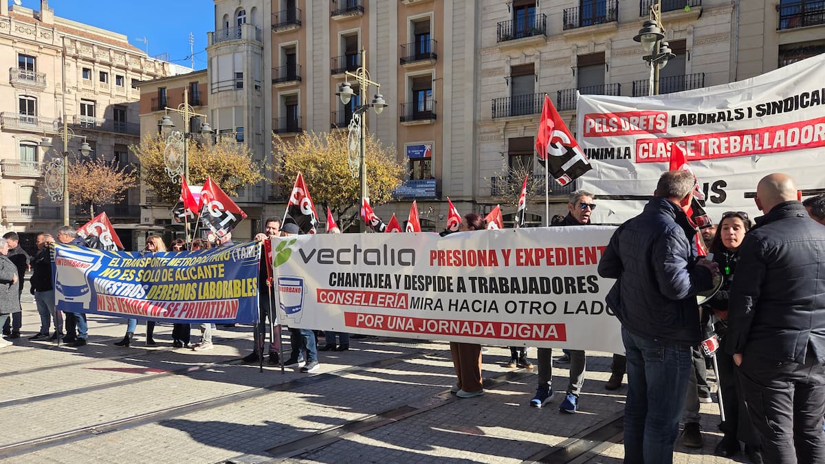 El TSJ obliga a rebajar los servicios mínimos en la huelga de La Alcoyana tras la denuncia de los trabajadores