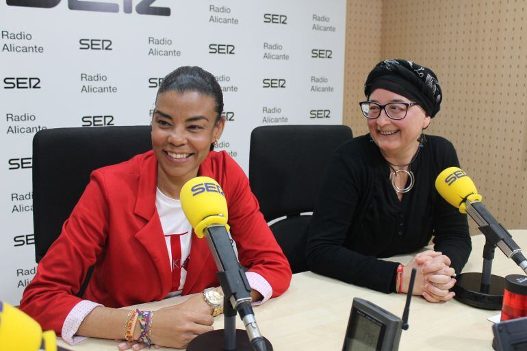 Yaissel Sánchez (UGT) y Consuelo Navarro (CCOO)