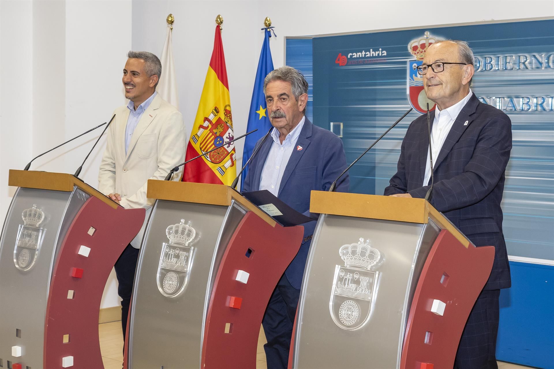 Zuloaga, Revilla y Marcano, en rueda de prensa, presentado ayudas a sectores más afectados por la guerra de Ucrania.