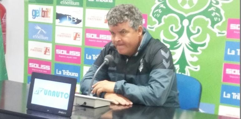 Onésimo Sánchez, ayer, en sala de prensa