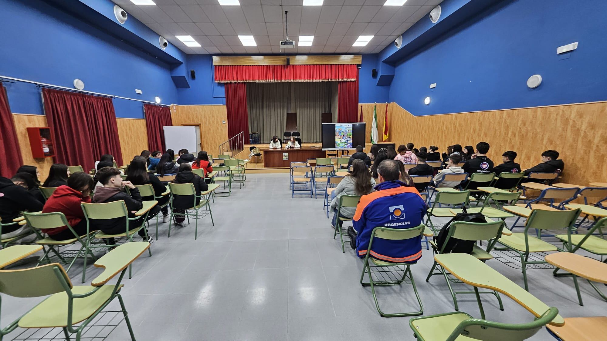 Alumnos/as asistentes a la presentación