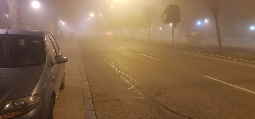 Niebla este viernes en la Avenida de la Estación