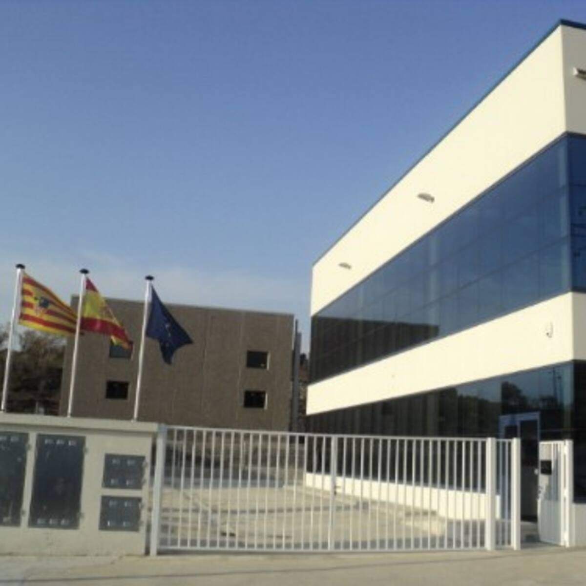 Aliaga visita el Centro de Emprendedores de Graus