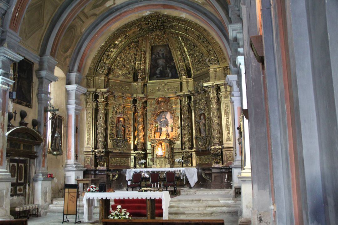 Interior de la iglesia de la Cuesta de Cuéllar