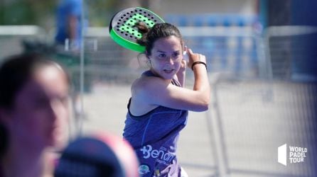 Lucía Pérez Parra durante un partido