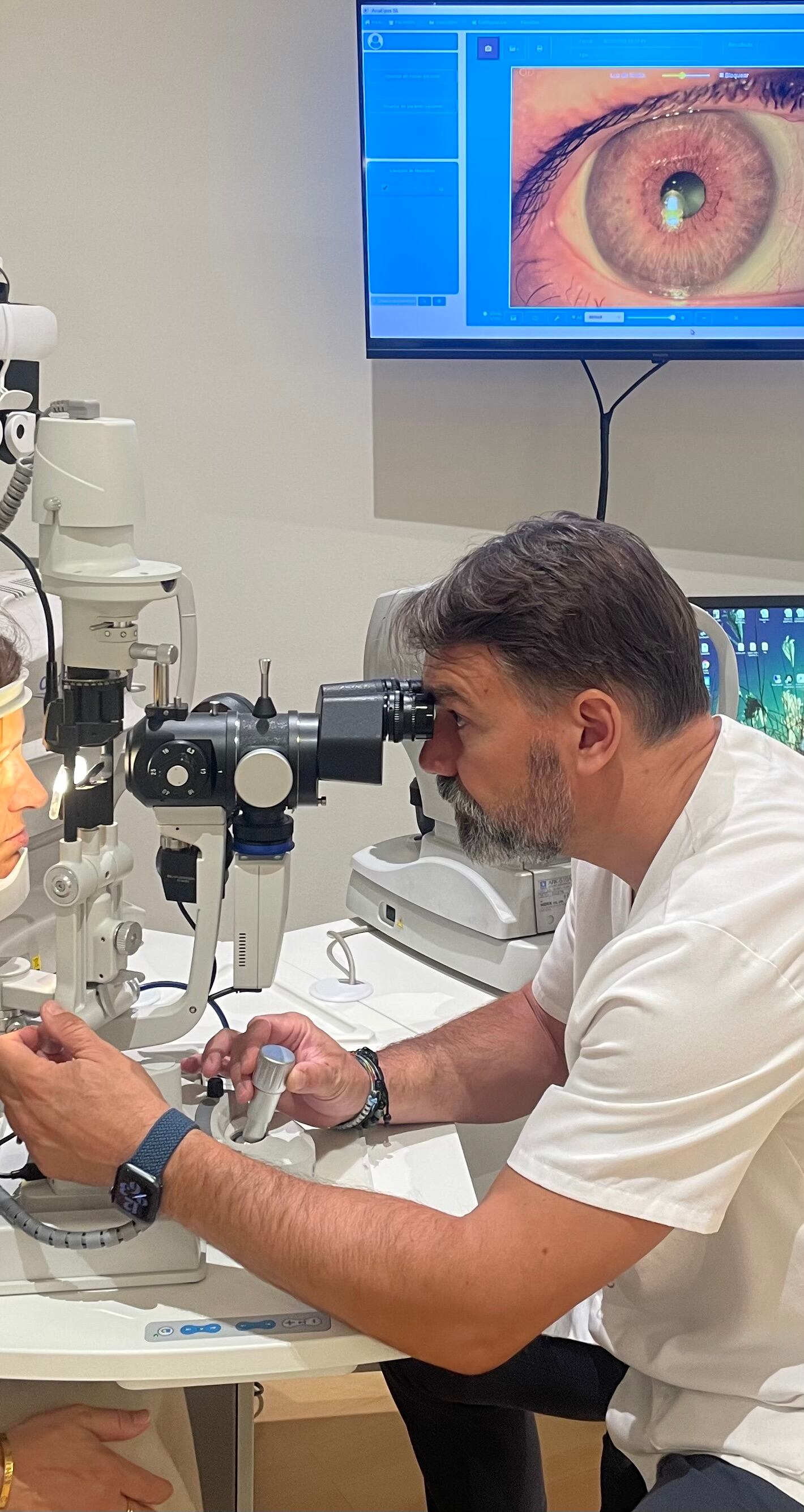 La tecnología ha evolucionado mucho en Óptica Lens