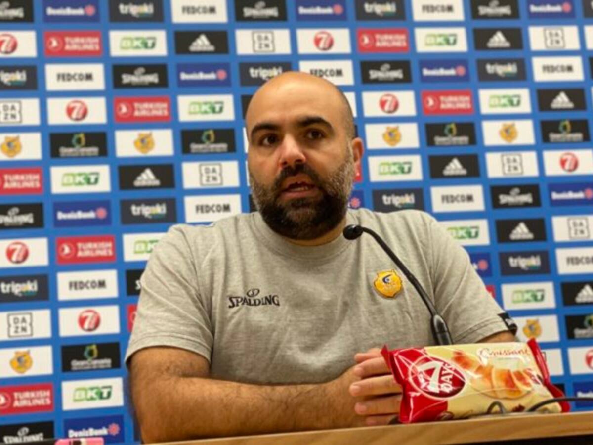 García avisa de que el club se juega la temporada en 10 partidos en 4 semanas