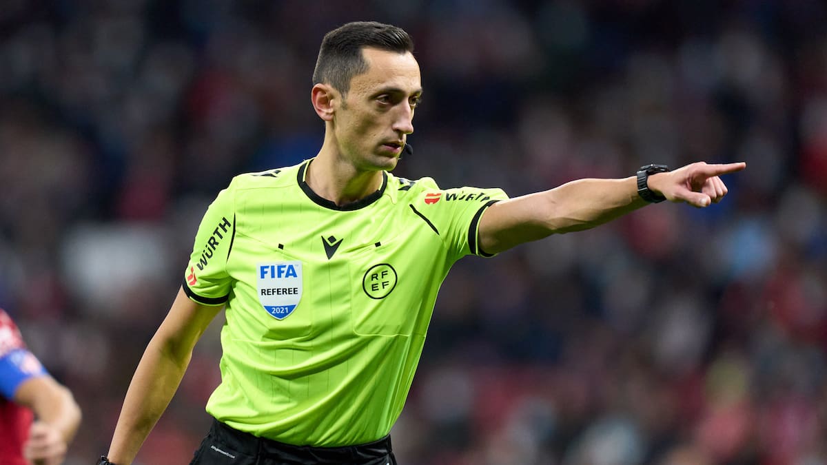 La entrevista a Sánchez Martínez en El Larguero: desde la autocrítica con el VAR hasta su opinión sobre los vídeos de Real Madrid TV