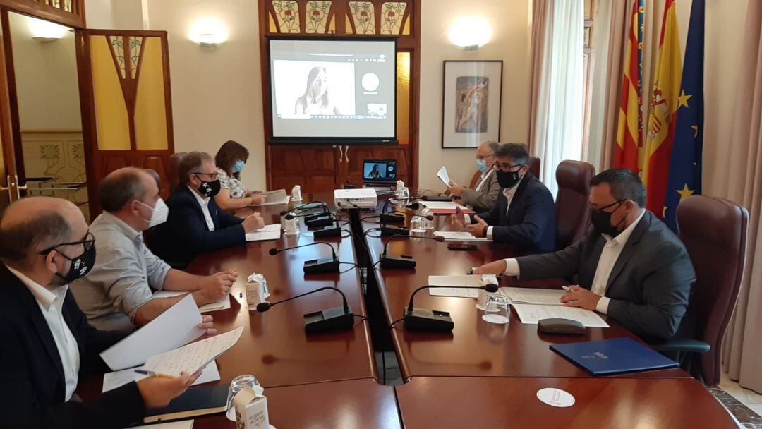 Abonado más del 70 % de las ayudas Paréntesis en Castellón, 12 millones Castelló
 