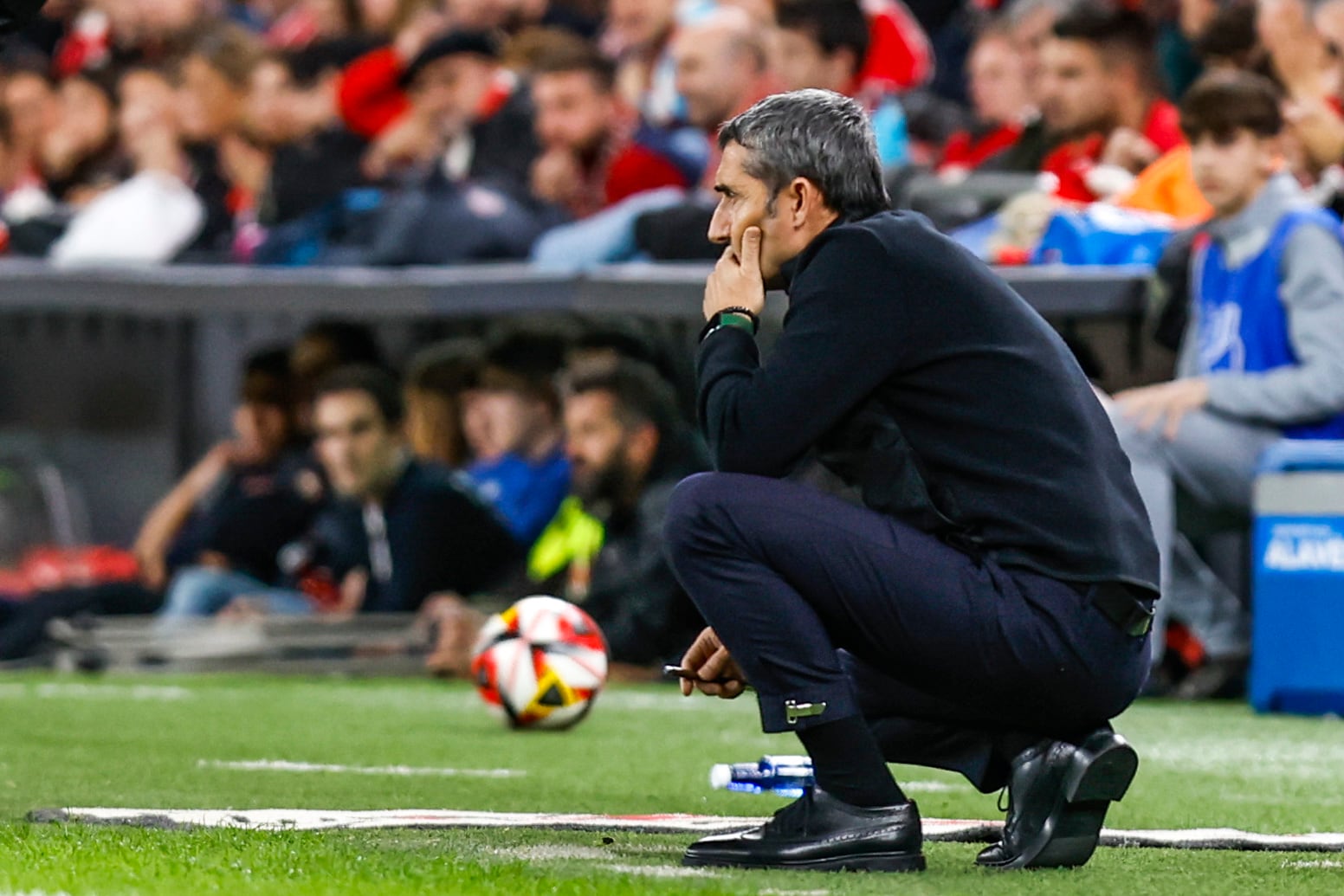 Ernesto Valverde durante el encuentro correspondiente a los octavos de final de la Copa del Rey que Athletic Club y Deportivo Alavés