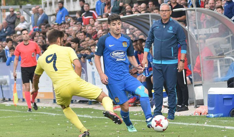 El empate sin goles en la ida deja la eliminatoria abierta para la vuelta en el Mini Estadi amarillo.