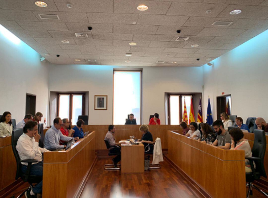 Imagen del pleno del Ayuntamiento de Ibiza