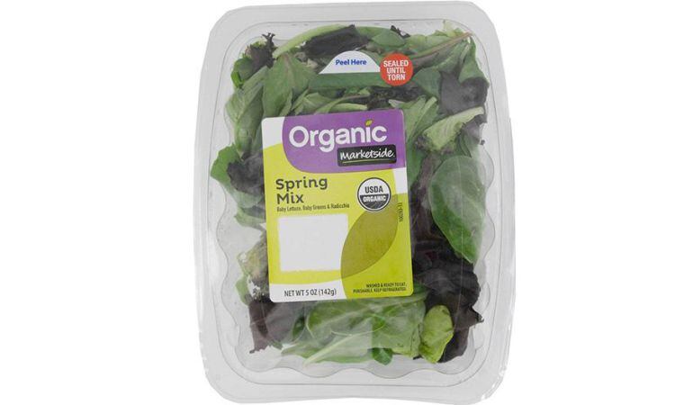 La ensalada Organic Marketside Spring Mix.