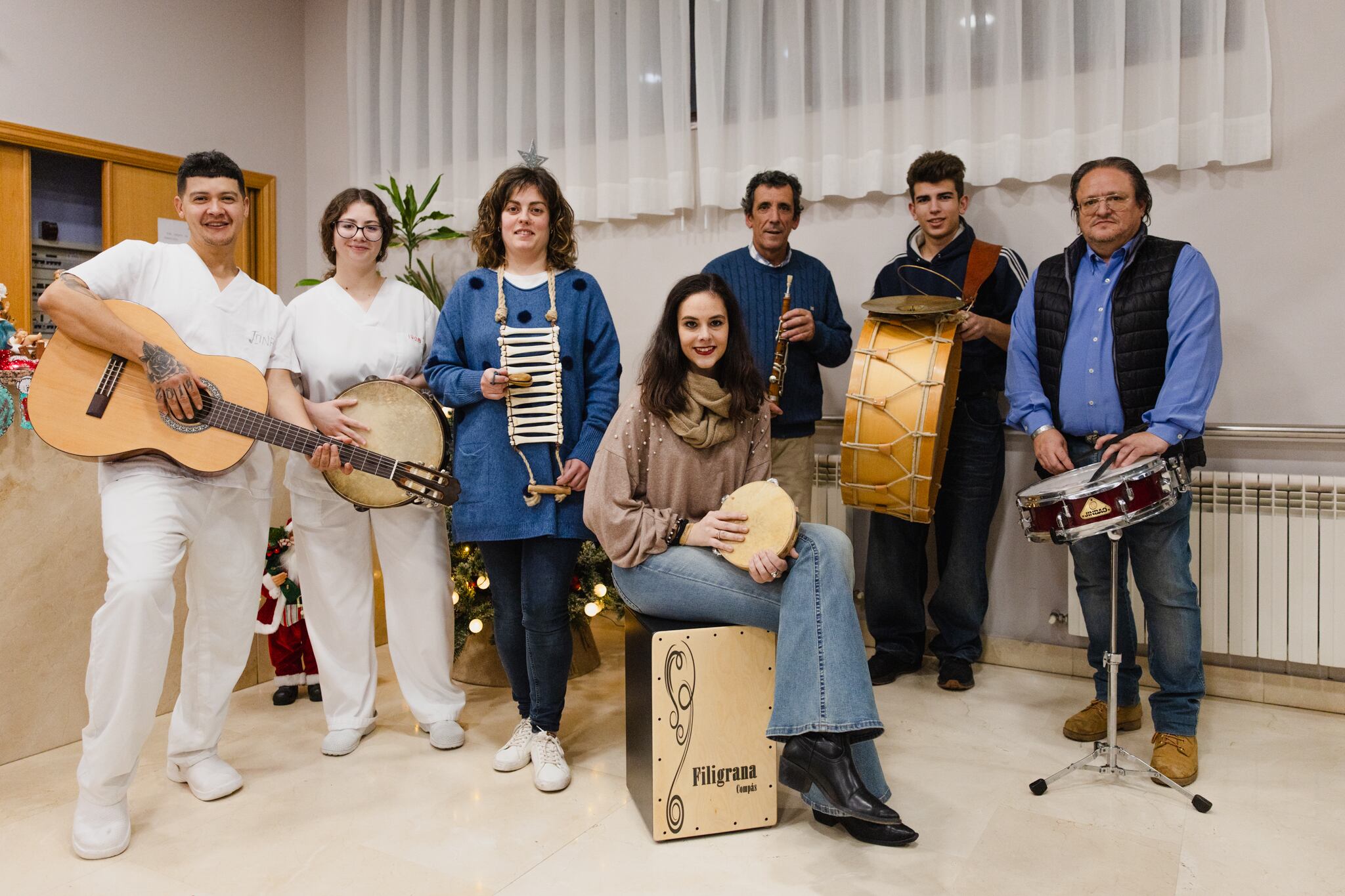 La iniciativa solidaria que conecta a músicos voluntarios con centros de mayores para organizar visitas musicales sin coste para las residencias durante diciembre