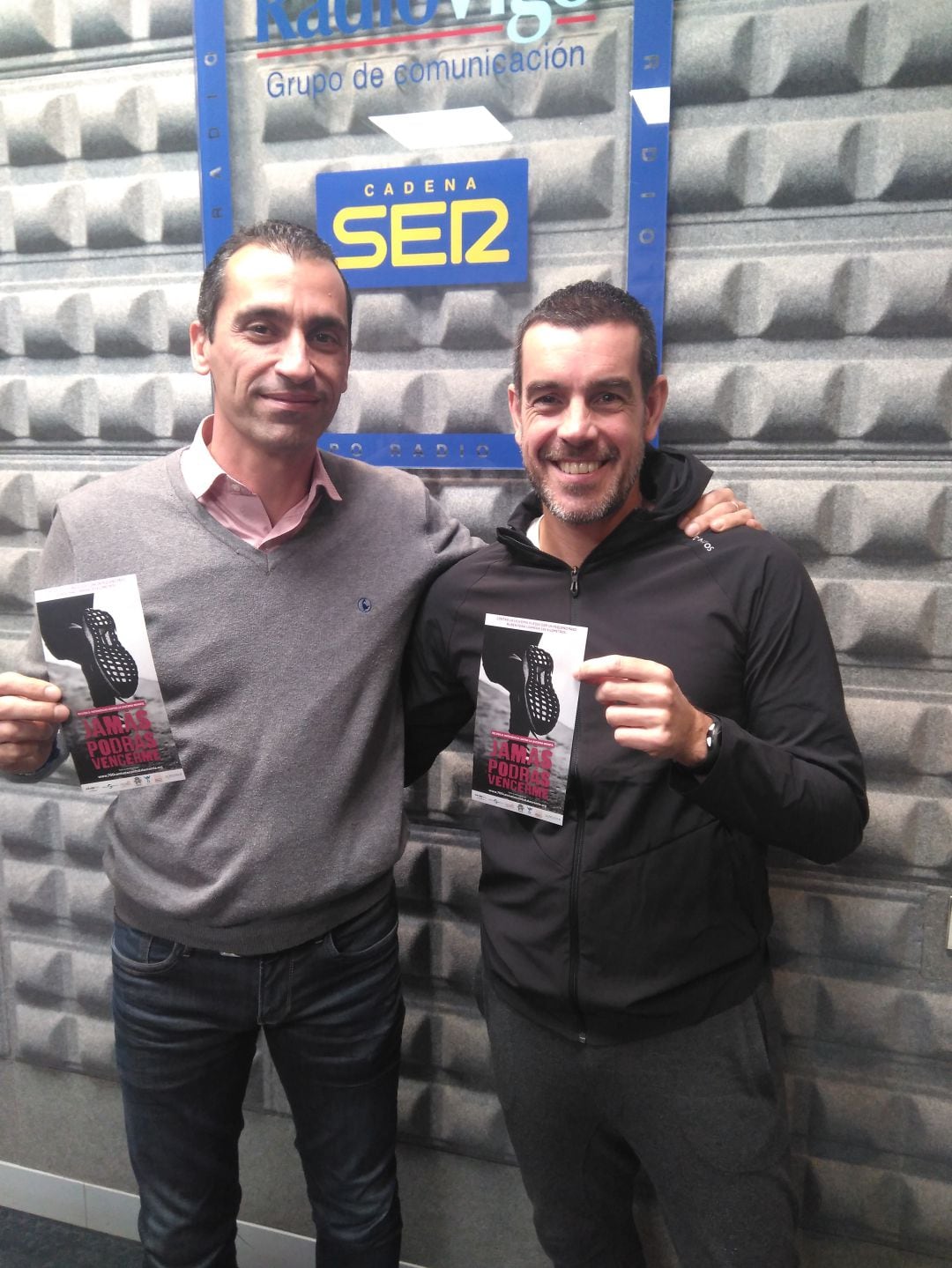 Rubén Peña posa con David Gil (Fundación Fran Gil)