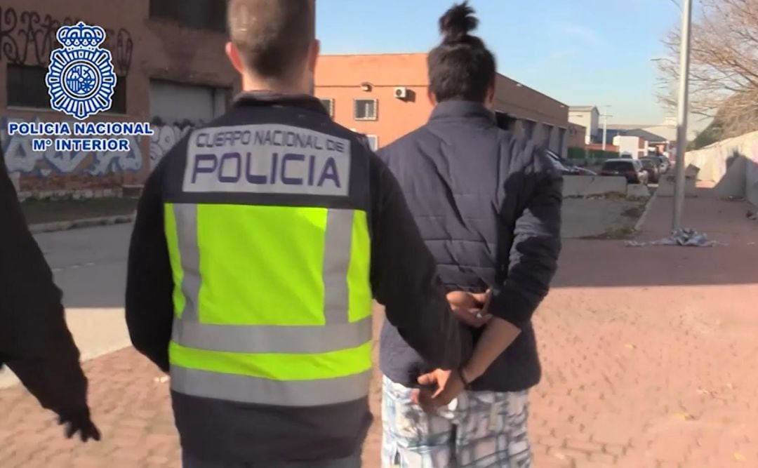 Imagen de una detención en la Operación Sana. 