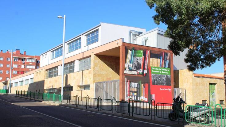 La Biblioteca Municipal de San José Obrero comienza su traslado al edifio del antiguo matadero