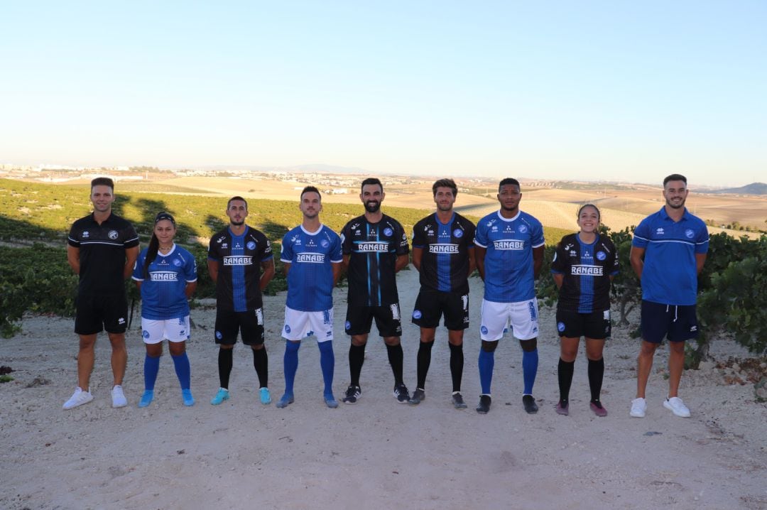Presentadas las equipaciones que el Xerez DFC lucirá esta temporada