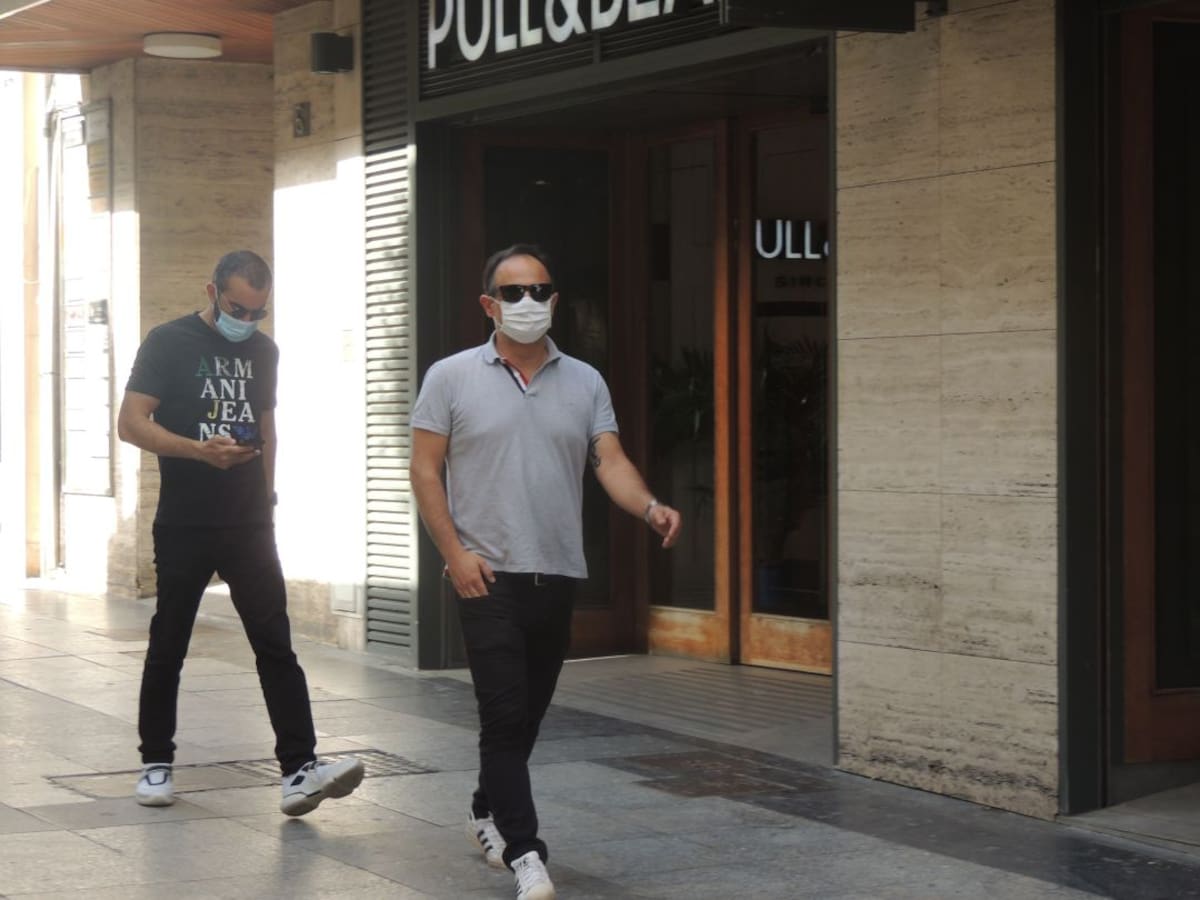 El Almería busca tres fichajes más