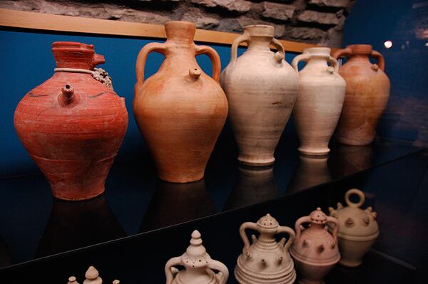 Muestra de alfarería de Morillo de Tou.