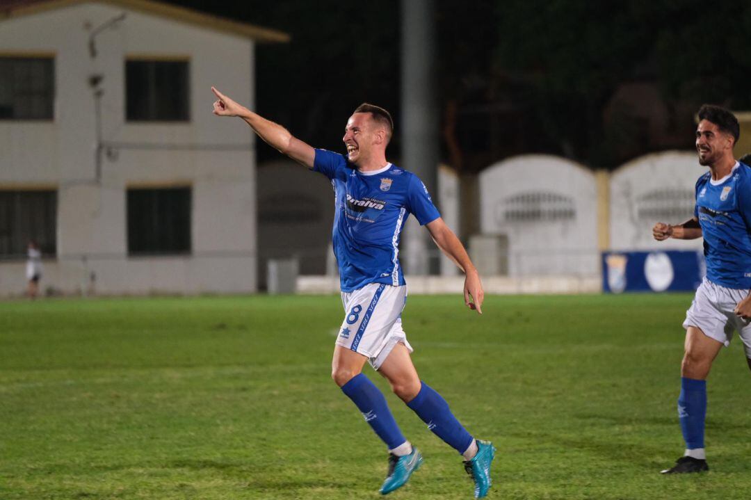 Juanca durante un partido en el Pedro Garrido