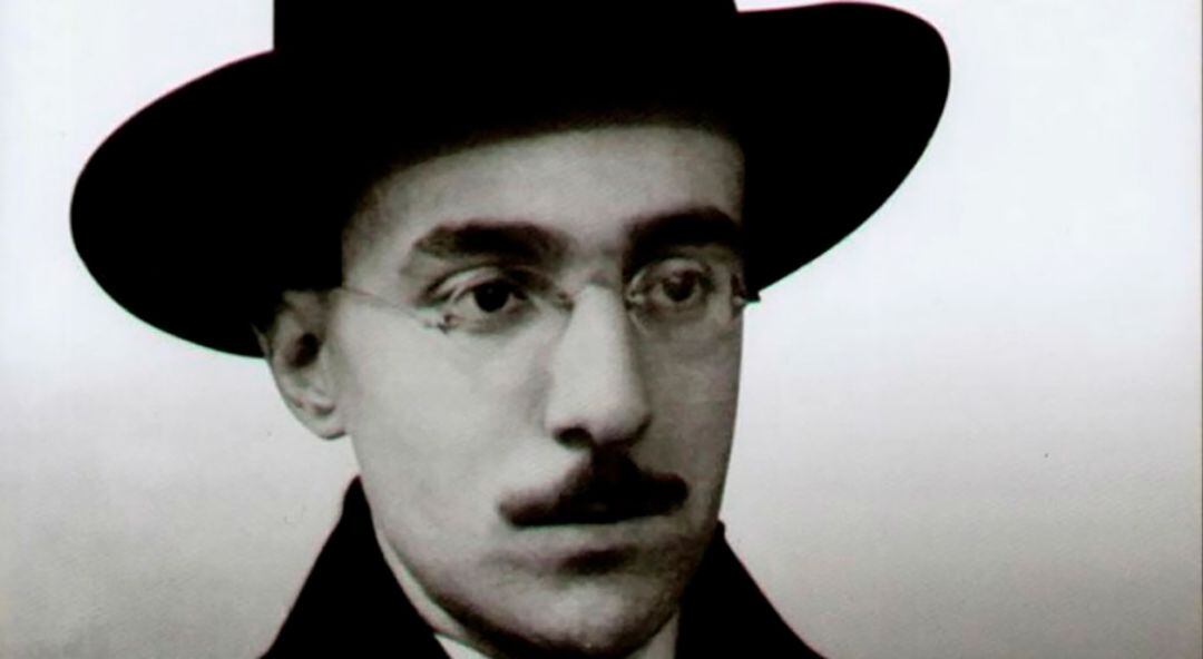 Imagen del escritor luso Fernando Pessoa