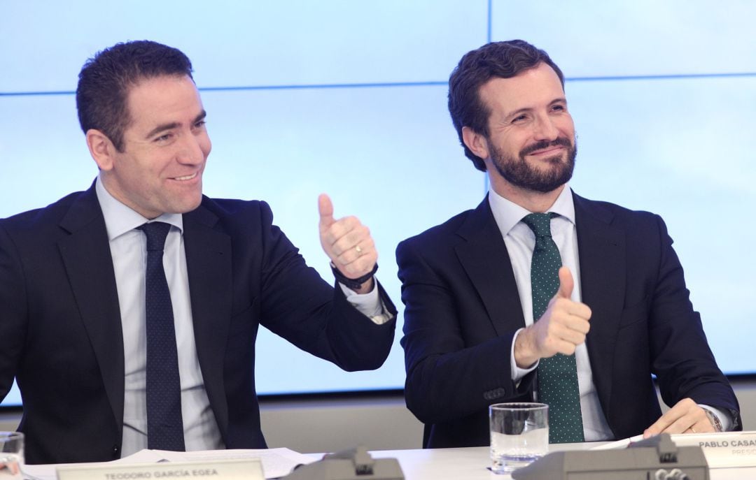 El secretario general del PP, Teodoro García Egea y el presidente del Partido Popular, Pablo Casado