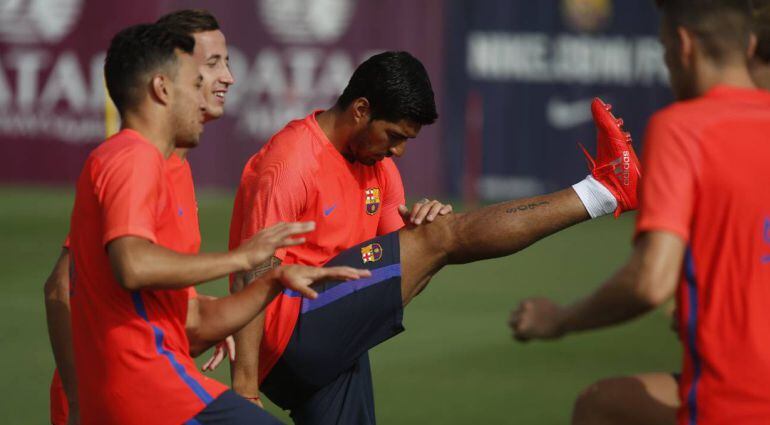 El Barcelona completa su primer entrenamiento esta pretemporada