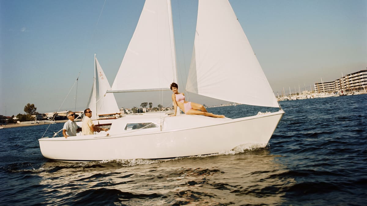 La publicidad que enseñó a soñar con el lujo en plena Transición