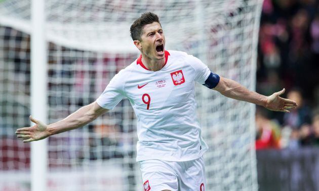 Lewandowski celebra uno de los últimos tantos con su combinado nacional