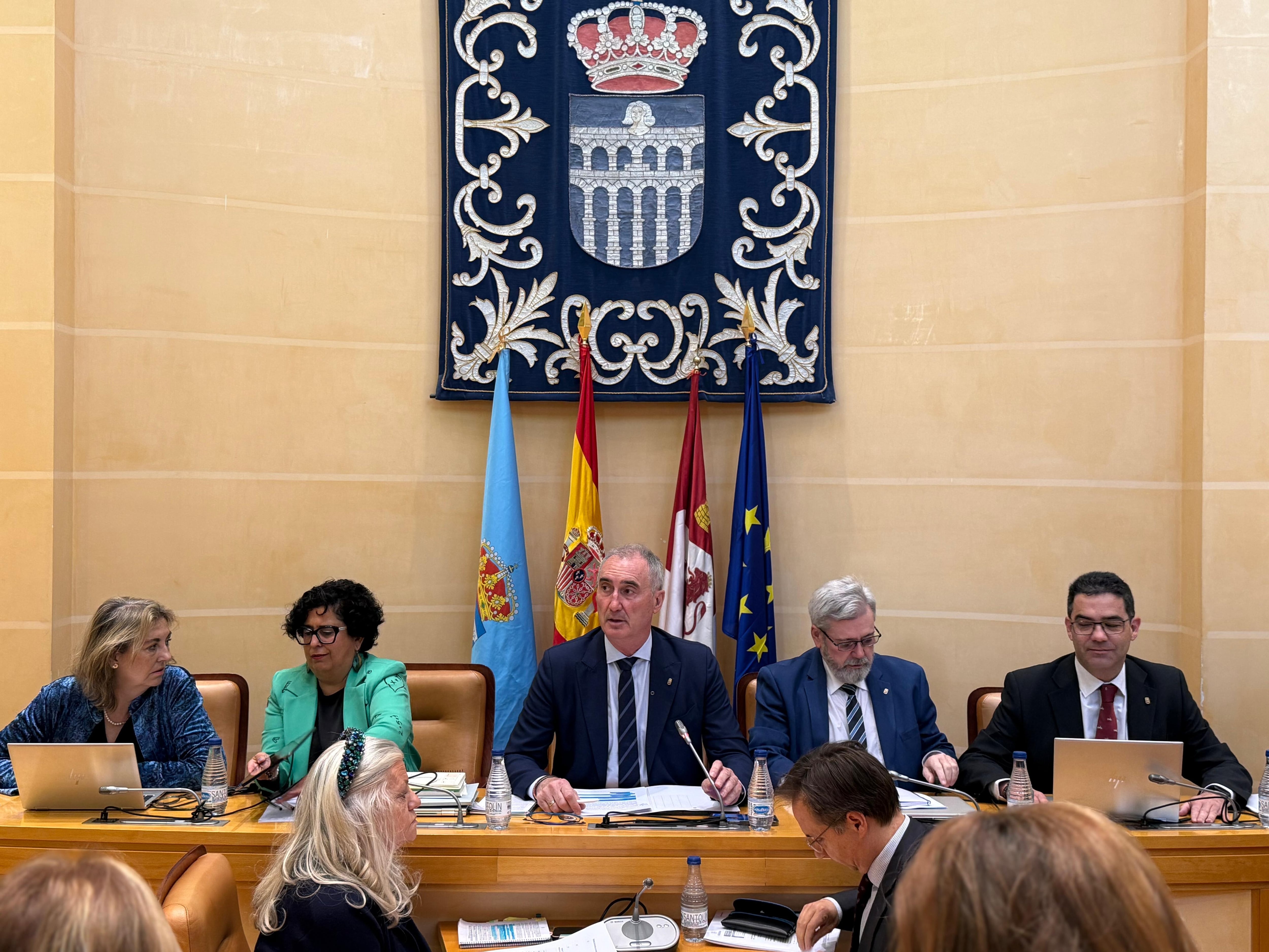 Aprobado el presupuesto del Ayuntamiento de Segovia con el voto de calidad del alcalde