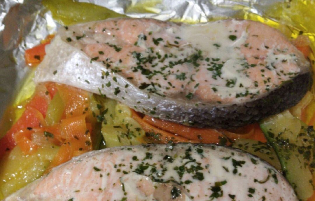 Salmón en papillote al horno