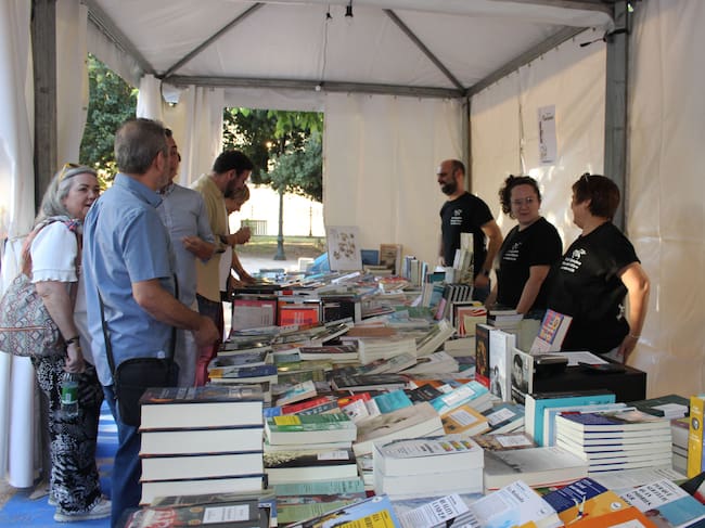 La Fira del Llibre en valencià es una part d'aquesta festa del 9 d'Octubre