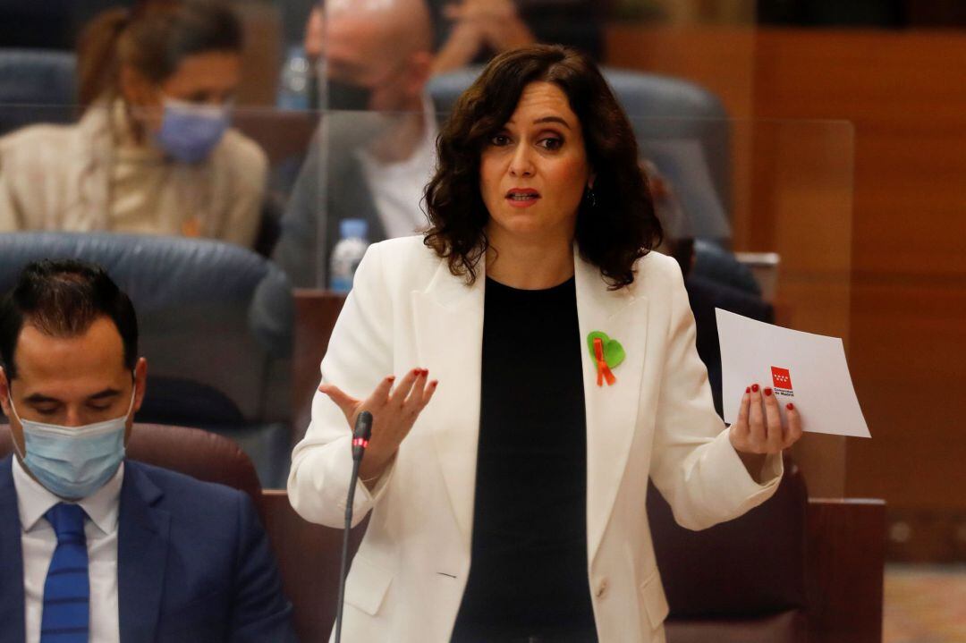 La presidenta madrileña, Isabel Díaz Ayuso, durante su intervención en el pleno de la Asamblea de Madrid de este jueves.