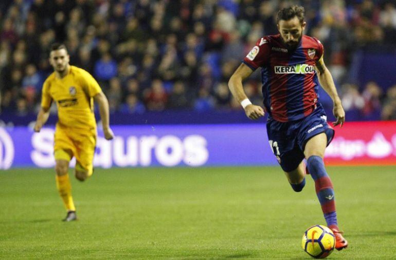 Morales contra el Atlético de Madrid