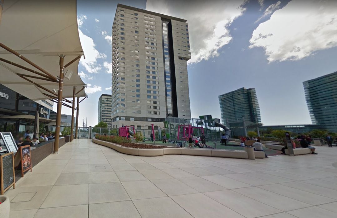 La zona de Diagonal Mar, on segons un grup de pares són freqüents els atracaments