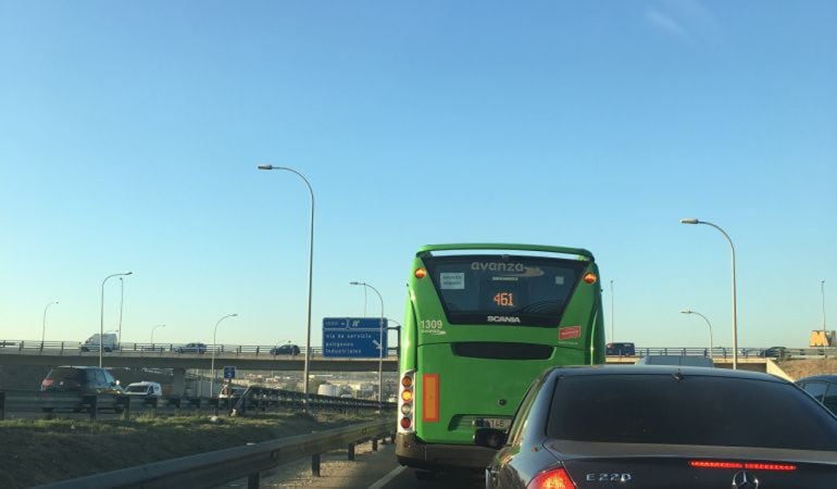 Sigue sin cambios la negociación y continuarán los paros de autobuses de Avanza previstos.