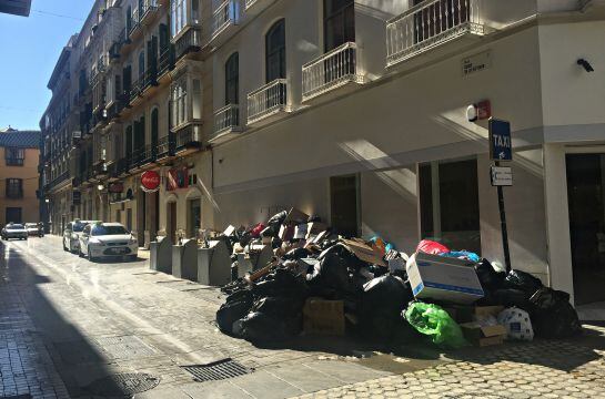 Calle Duque de la Victoria, junto a la Plaza del Siglo
