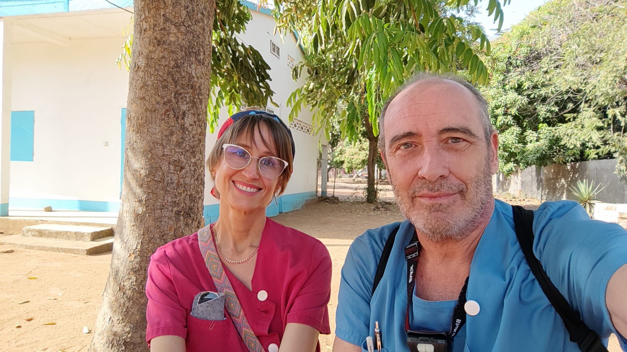 Javier de la Torre, cirujano, y de la doctora rehabilitadora, Paula Peña, del Hospital de Fuenlabrada durante la conversación con SER Madrid Sur.