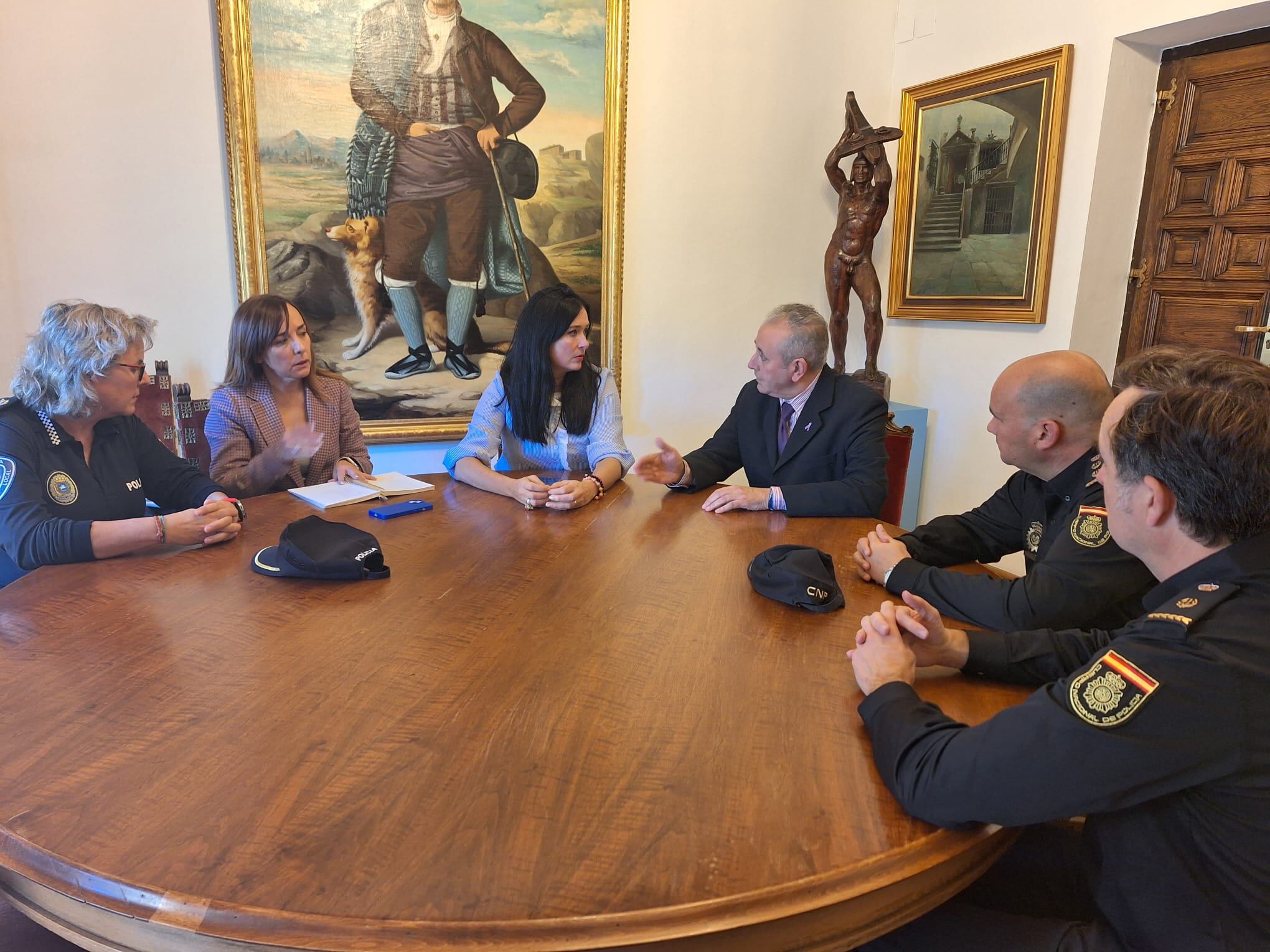 Reunión para tratar el sistema Viogén