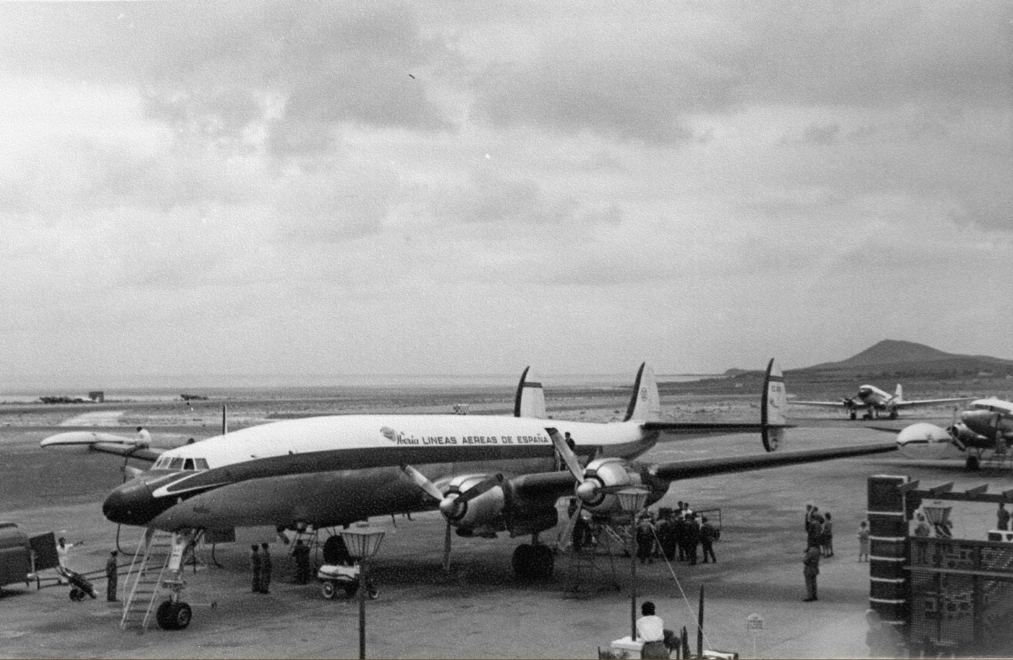 Pista del Aeropuerto de Las Palmas en 1960. Facebook &quot;Las Palmas Ayer y Hoy&quot;