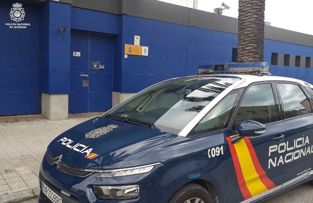 Coche de la Policía Nacional