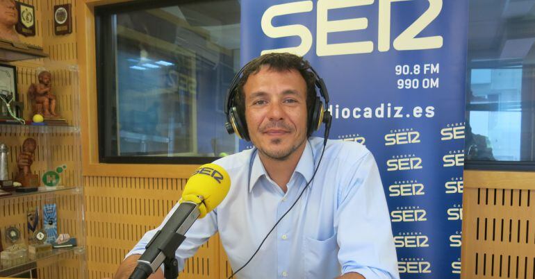 El alcalde de Cádiz, José María González, en los estudios de Radio Cádiz