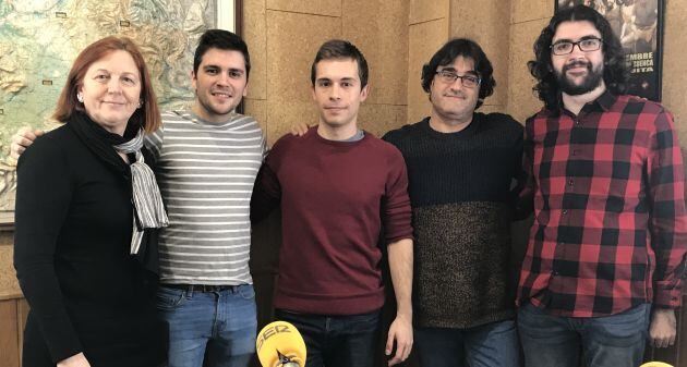 Clara Sanz, Kevin Haag, Alberto Hurtado, Paco Auñón (director de Hoy por Hoy Cuenca) y Juan Albendea en los estudios de SER Cuenca.