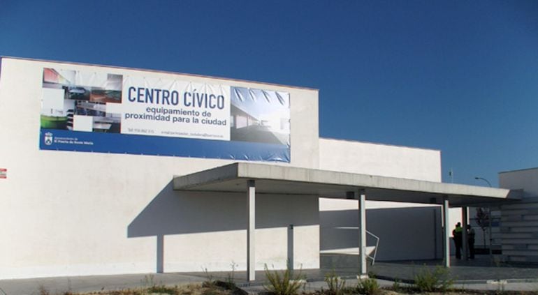 El centro cívico donde serán antendidos los inmigrantes