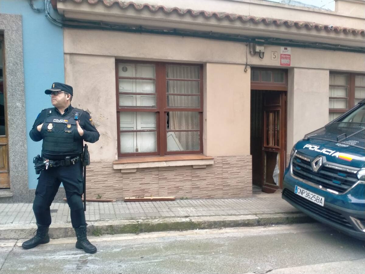 Tensión en Monte Alto durante la cacerolada ante un supuesto piso en el que se trapichea en el barrio