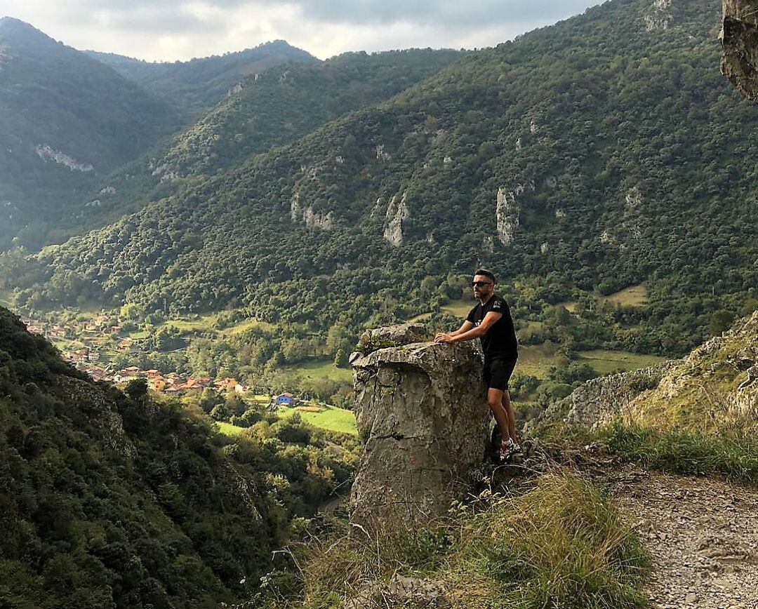 Los paisajes de Santo Adriano nos abren las puertas de los Valles del Oso